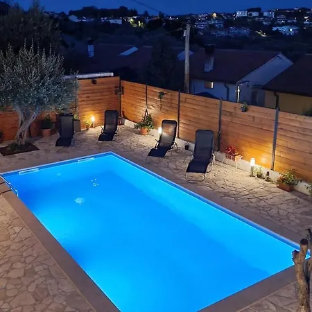 Vlady By Rent Istria Holiday home *